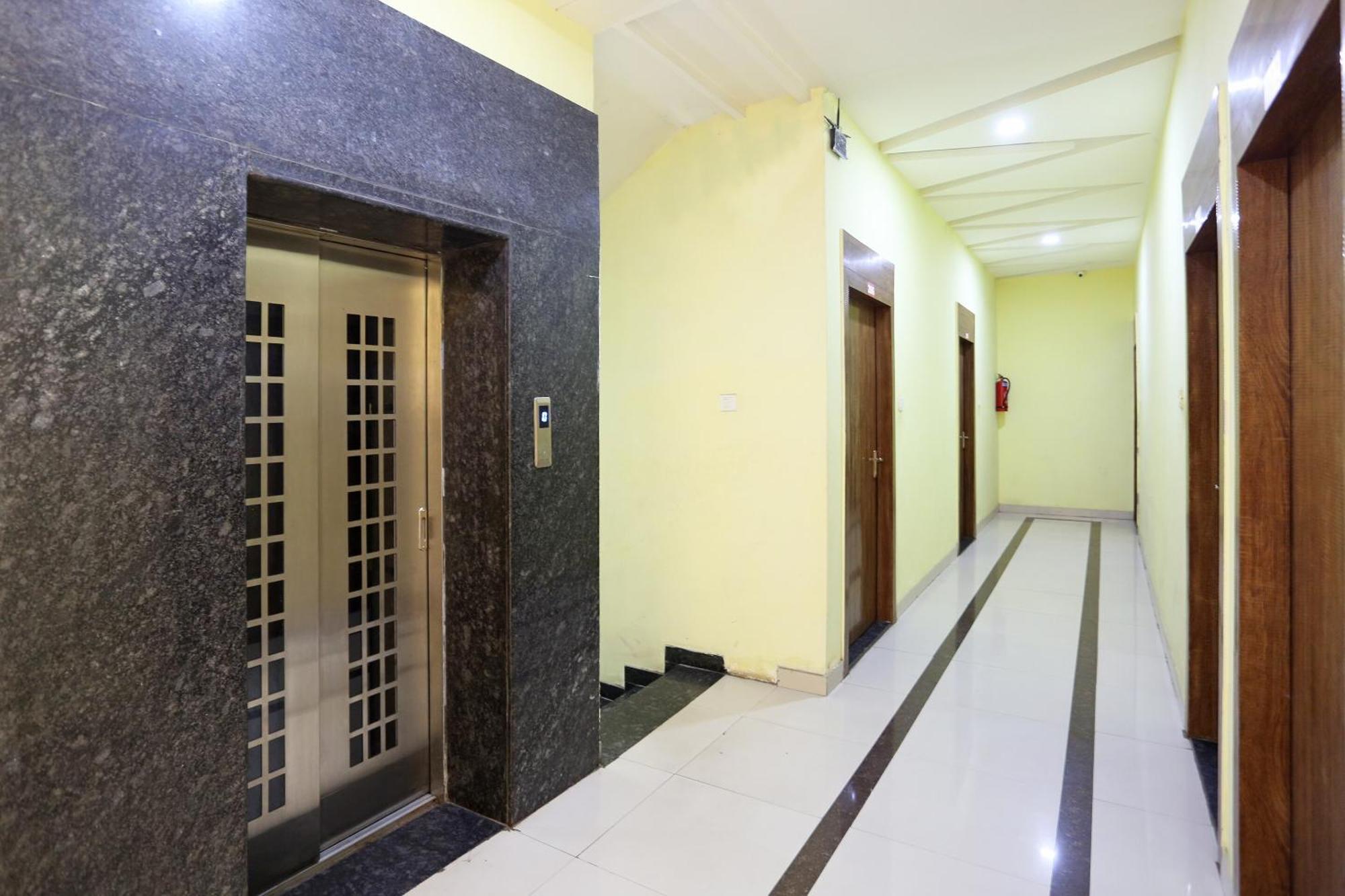 Collection O Hotel Pearl Raipur  Ngoại thất bức ảnh